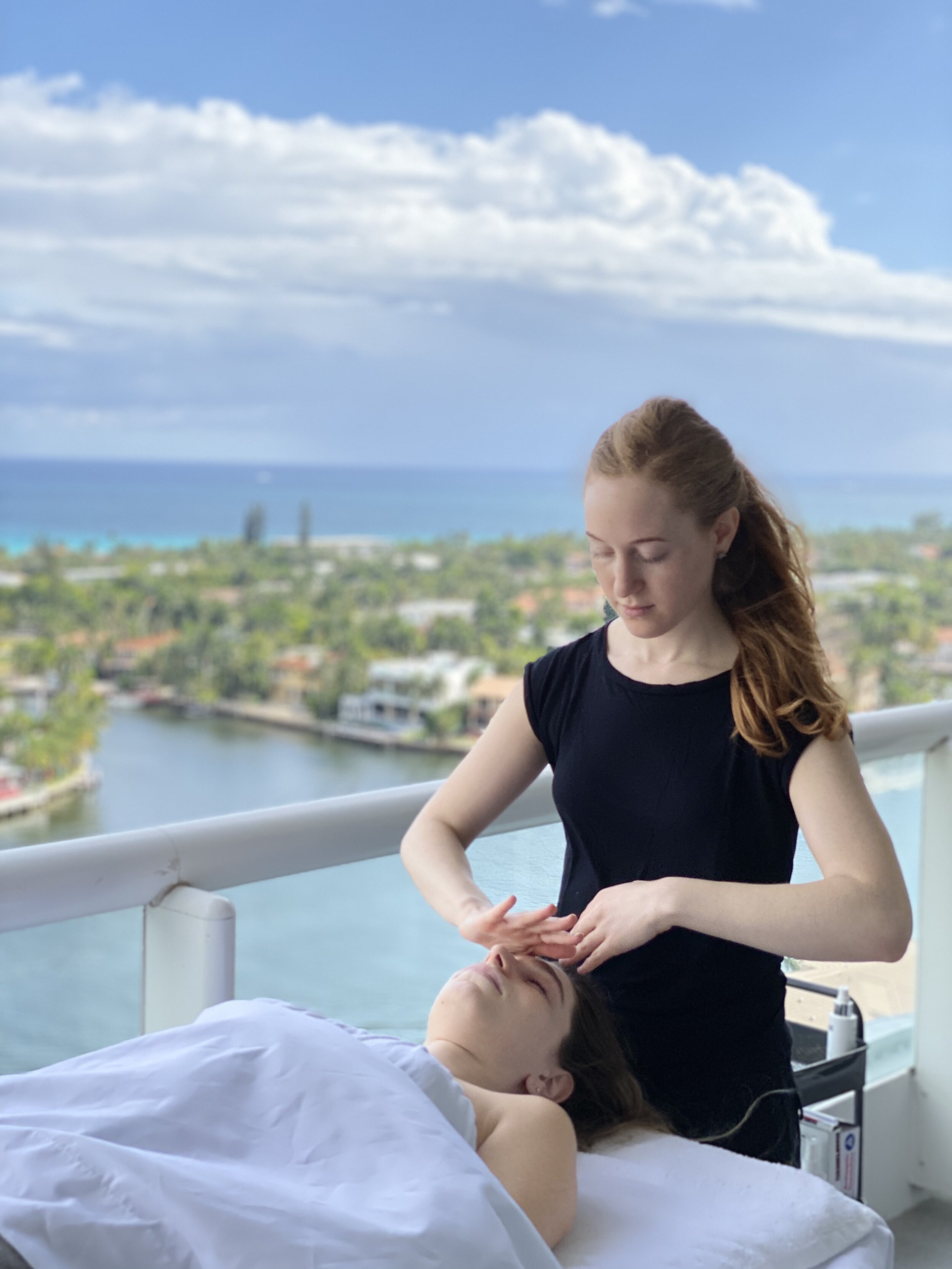 Massage Your Face Like a Pro