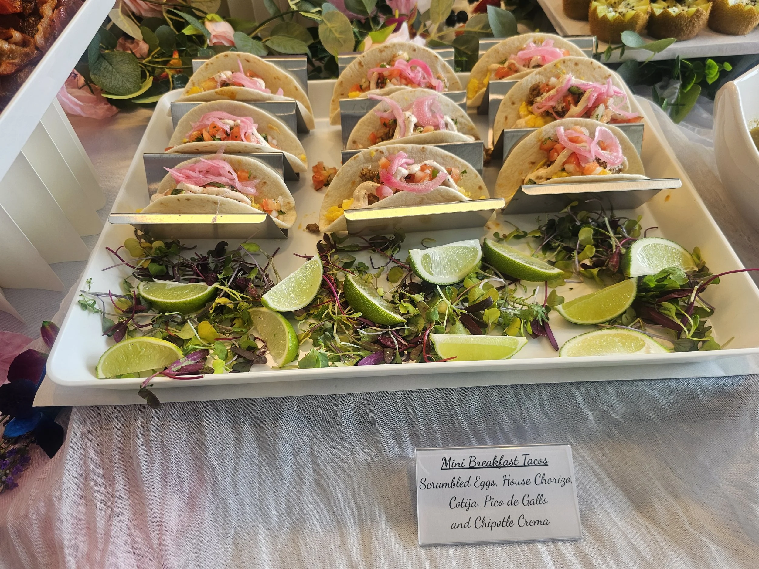 breakfast street tacos