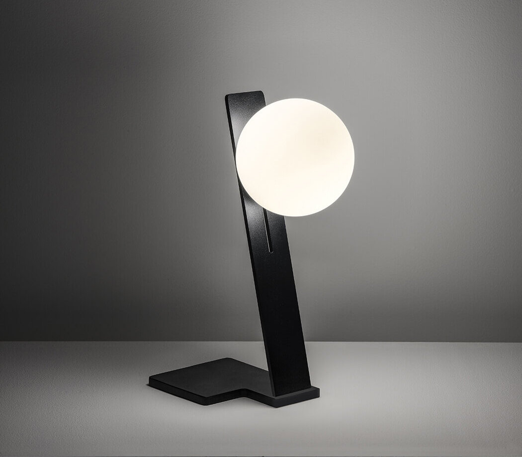 Midj - Suspense Table Lamp