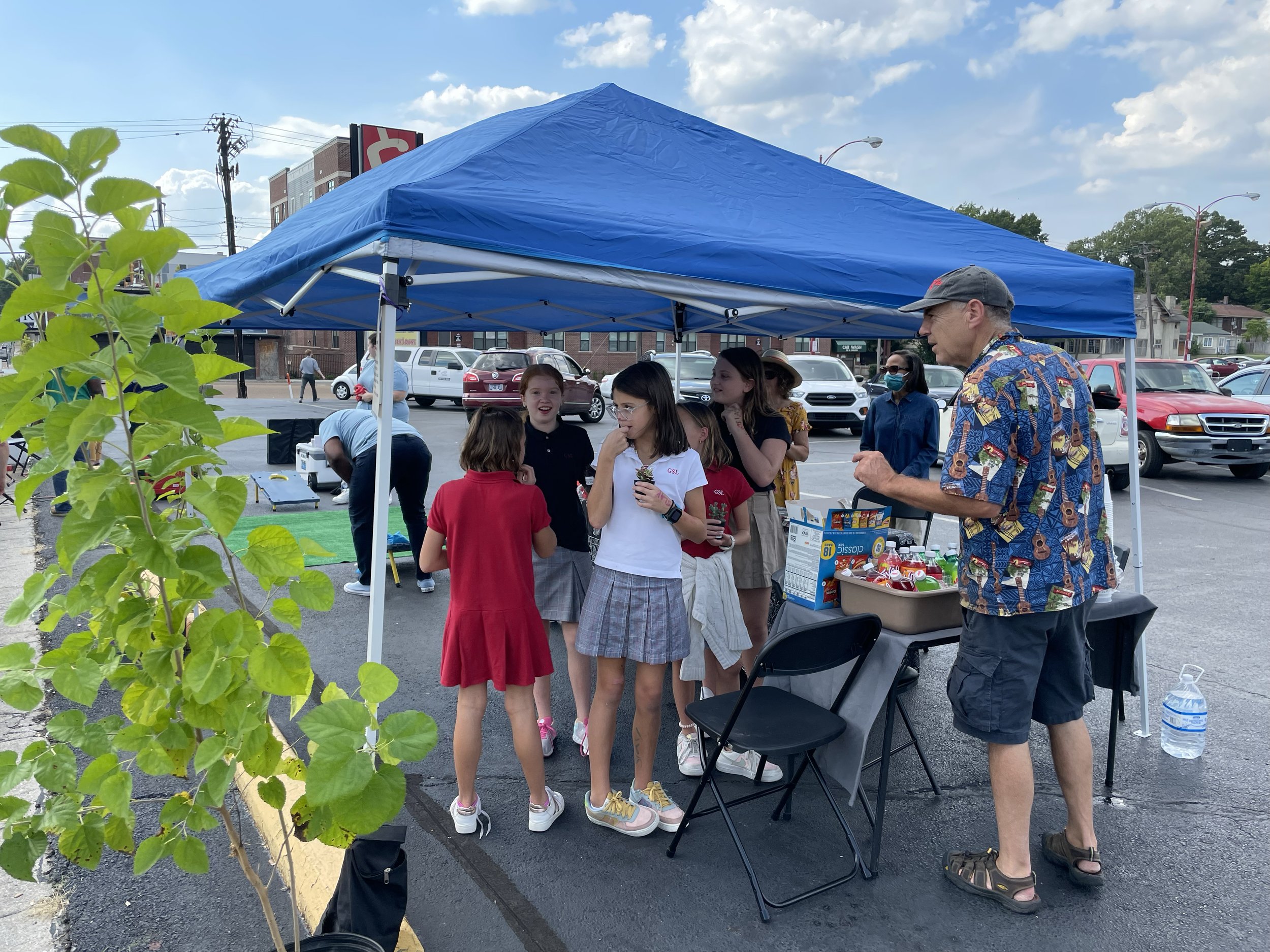 Kids enjoying CashSaver snacks.jpg