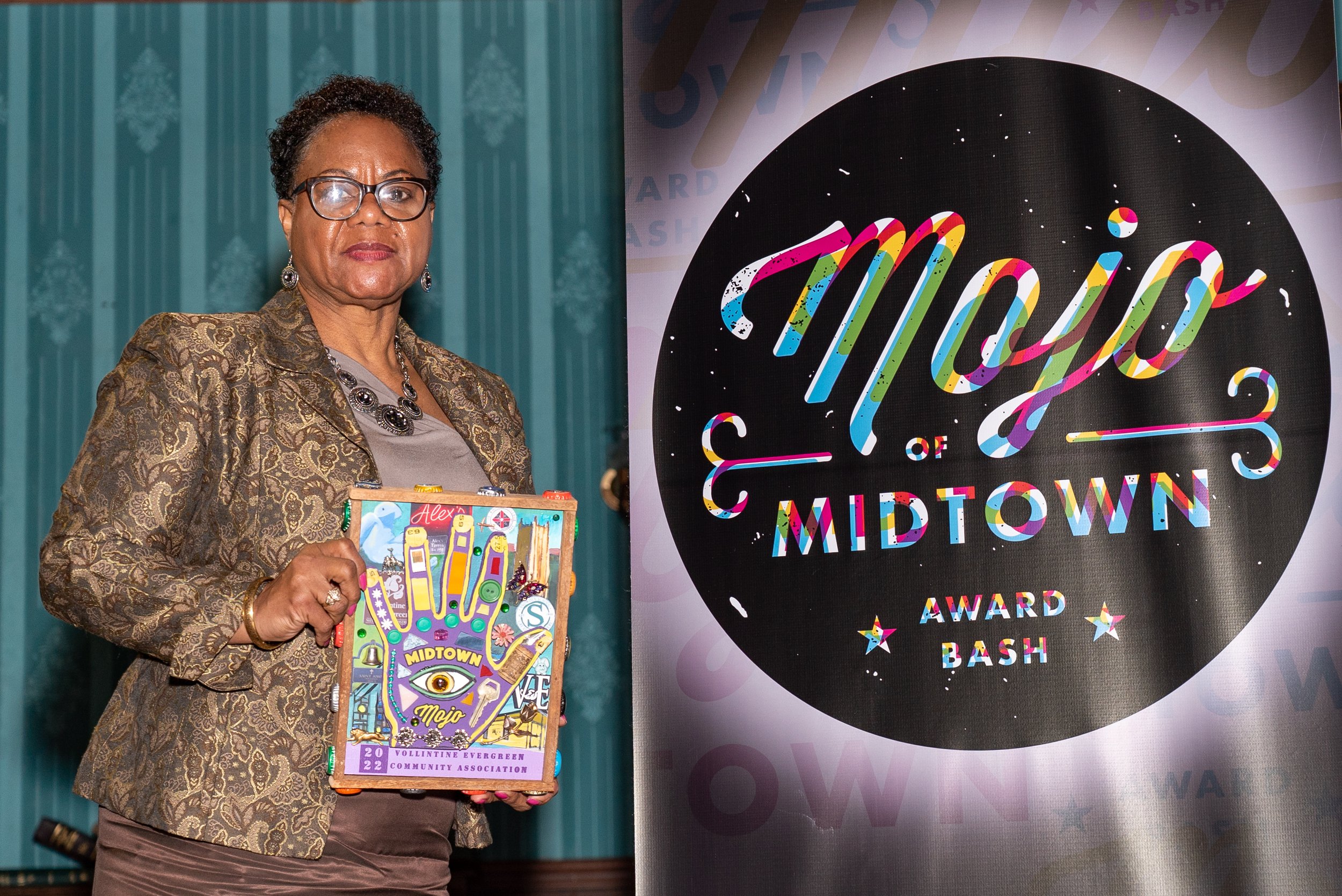 2022 Mojo Awards-Lilly:award.jpg