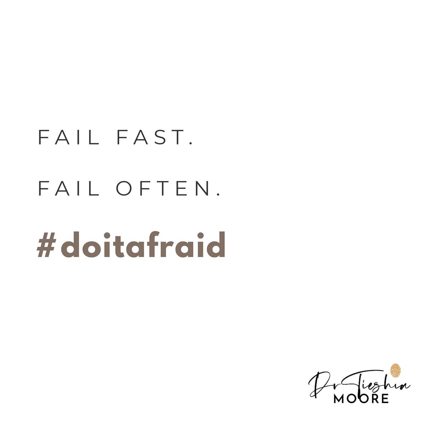 ❓ Do you feel free or petrified with that statement? Fail fast. (get on with it already) Fail often. (as in yes, people will need to see your bad stuff so that you can get to the good stuff). 

Last week I attended @storygatherings where @thesethworl