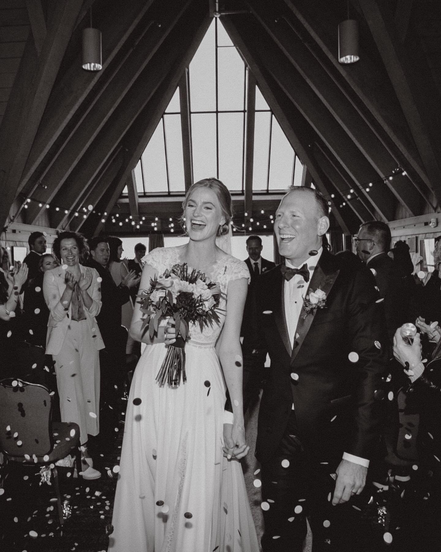 1/3 - The Augustine&rsquo;s celebrated their first anniversary recently and these are just a few of my most favorite images from their day 🥹
.
The Ravens Nest @timberlinelodge 
HMU @artistrybymai 
Photo @lilysandhornsphoto 
.
#timberlinelodge #timbe