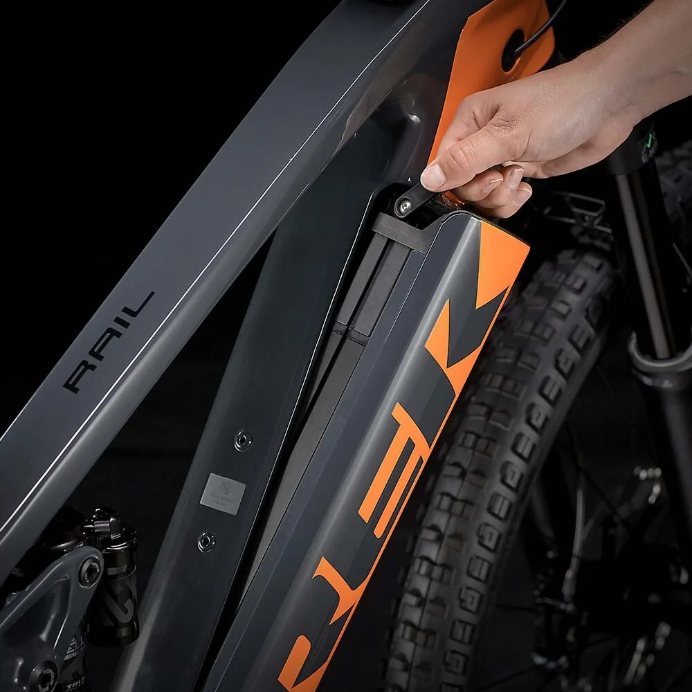 Trek Rail 9.8 XT - Solid Charcoal 