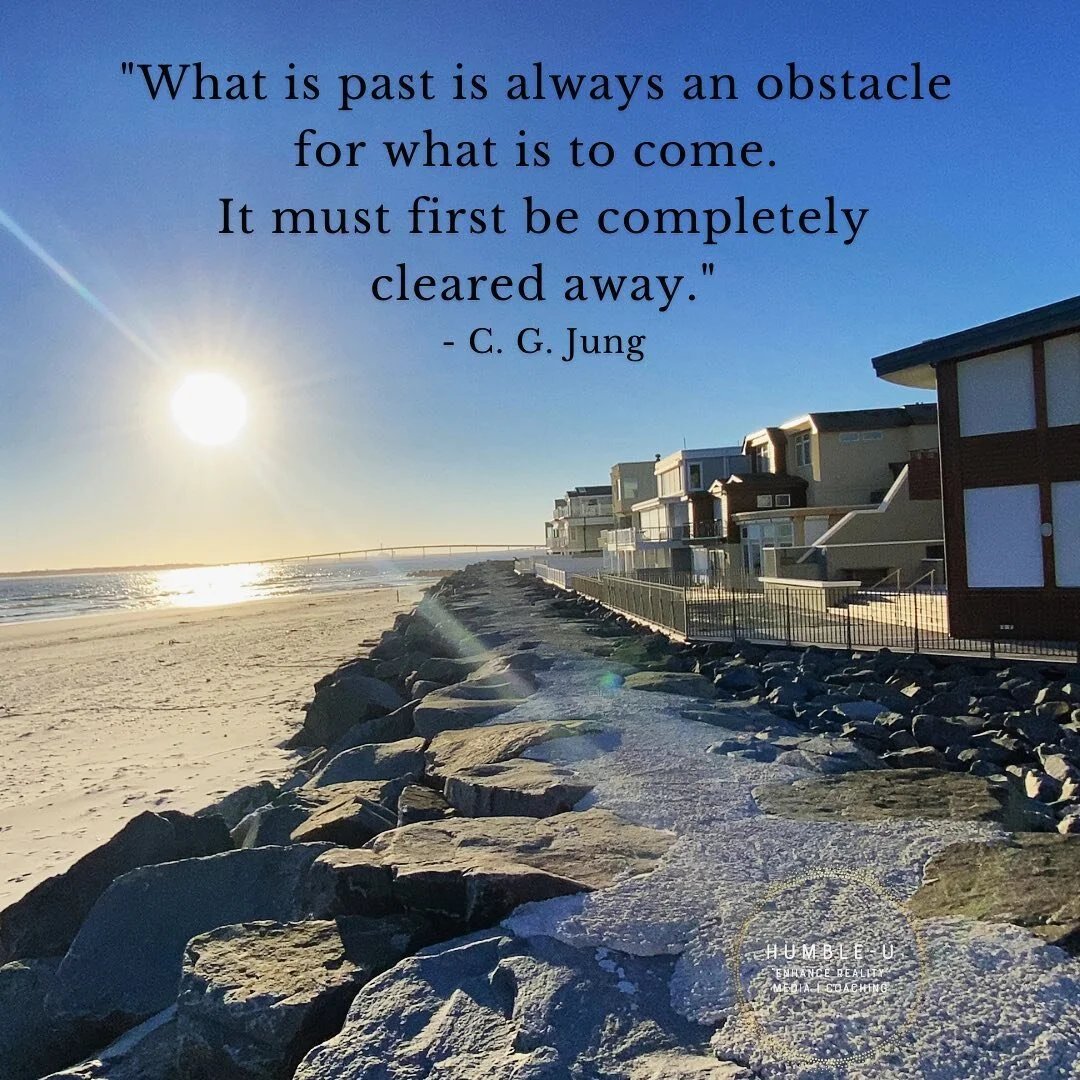 Transformation ♾ Clearing the Old to Make Way for the NEW ⚡️
&bull;
Life is a paradox. One of my favorites to meditate on is, &ldquo;The only constant is change.&rdquo;

Change is inevitable in life. This is something that must be understood and acce