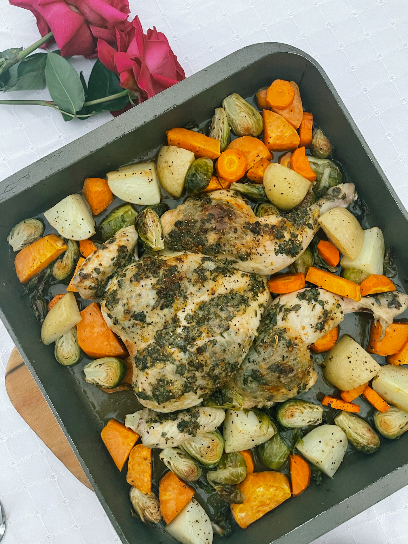 One Pan Garlic &amp; Lemon Seasoning Chicken Roast