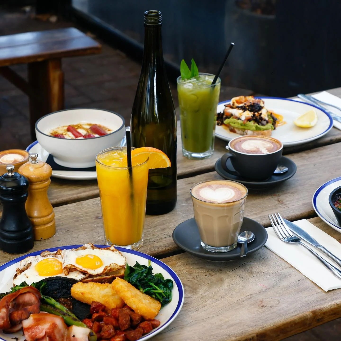 Sorry if you can&rsquo;t stand to look at anything green right now&hellip; 😔💚
Hope you all fuelled well this morning to get through Monday! Open for breakfast from 7am, every day.