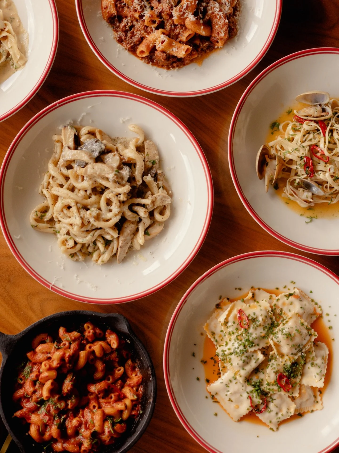 ✨pasta✨
As we were saying&hellip; if you haven&rsquo;t popped in for our new menu, you MUST check out our pasta range. chefs kiss 💋🤌