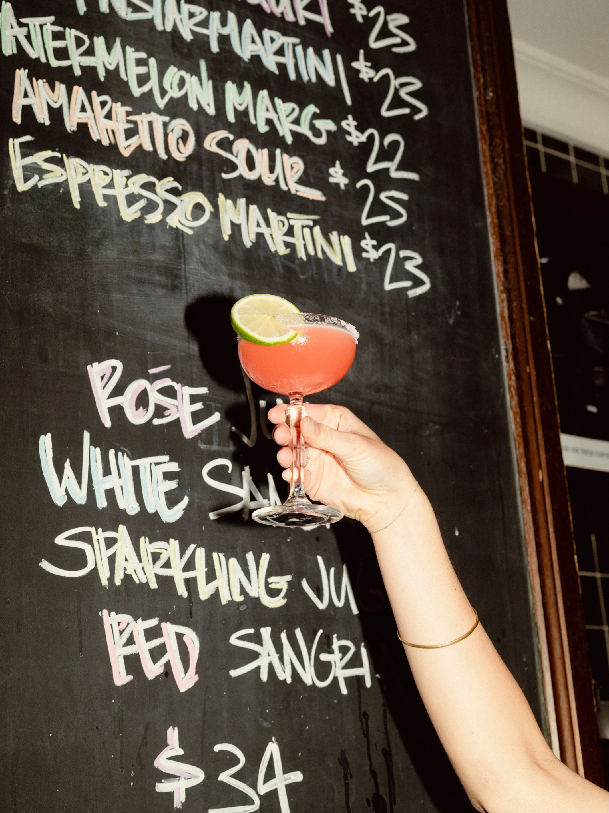 We&rsquo;re loving seeing all the notes on your Mother&rsquo;s day bookings, ensuring us it was your Mums choice to come to the pub&hellip;
Like, you can just say she&rsquo;s a cool mum - we get it!
Be sure to shout her favourite cocktail. 💜🍸