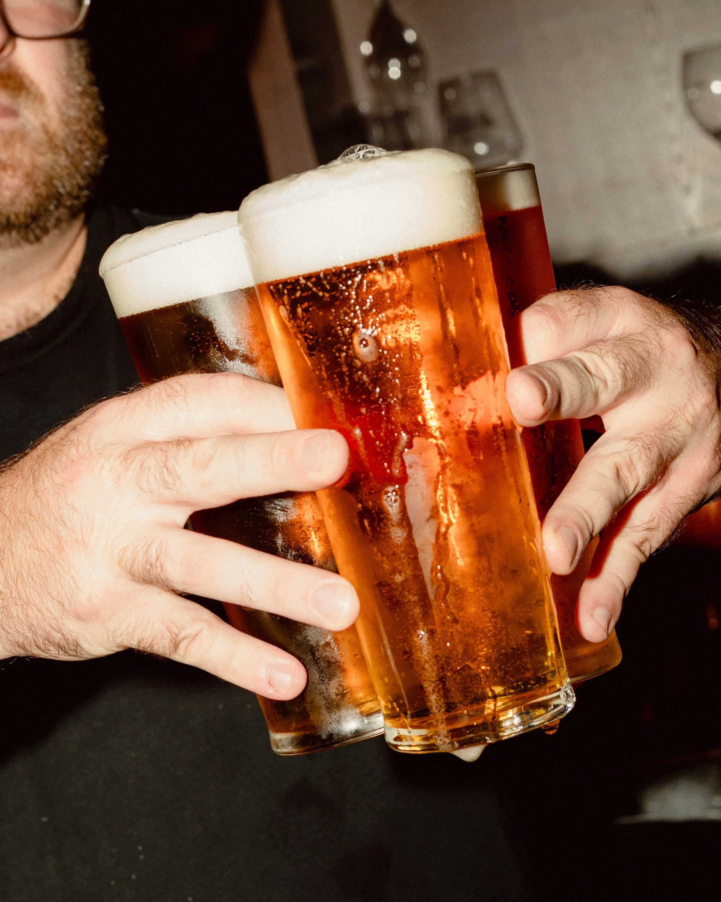 Yeah our heaters are on.. but you know what really warms you?
3 Pints and a $30 steak 😋 We love Tuesdays!