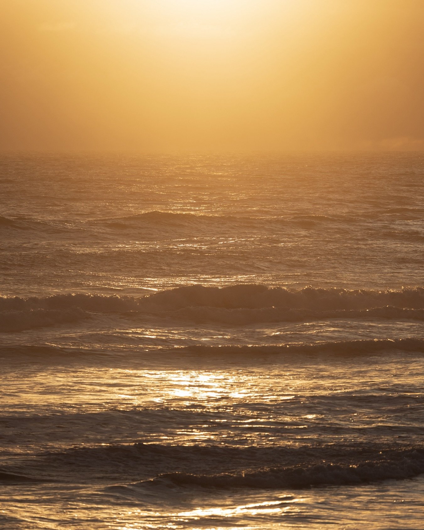 #goldenlight #oceanviews #sunsetgram