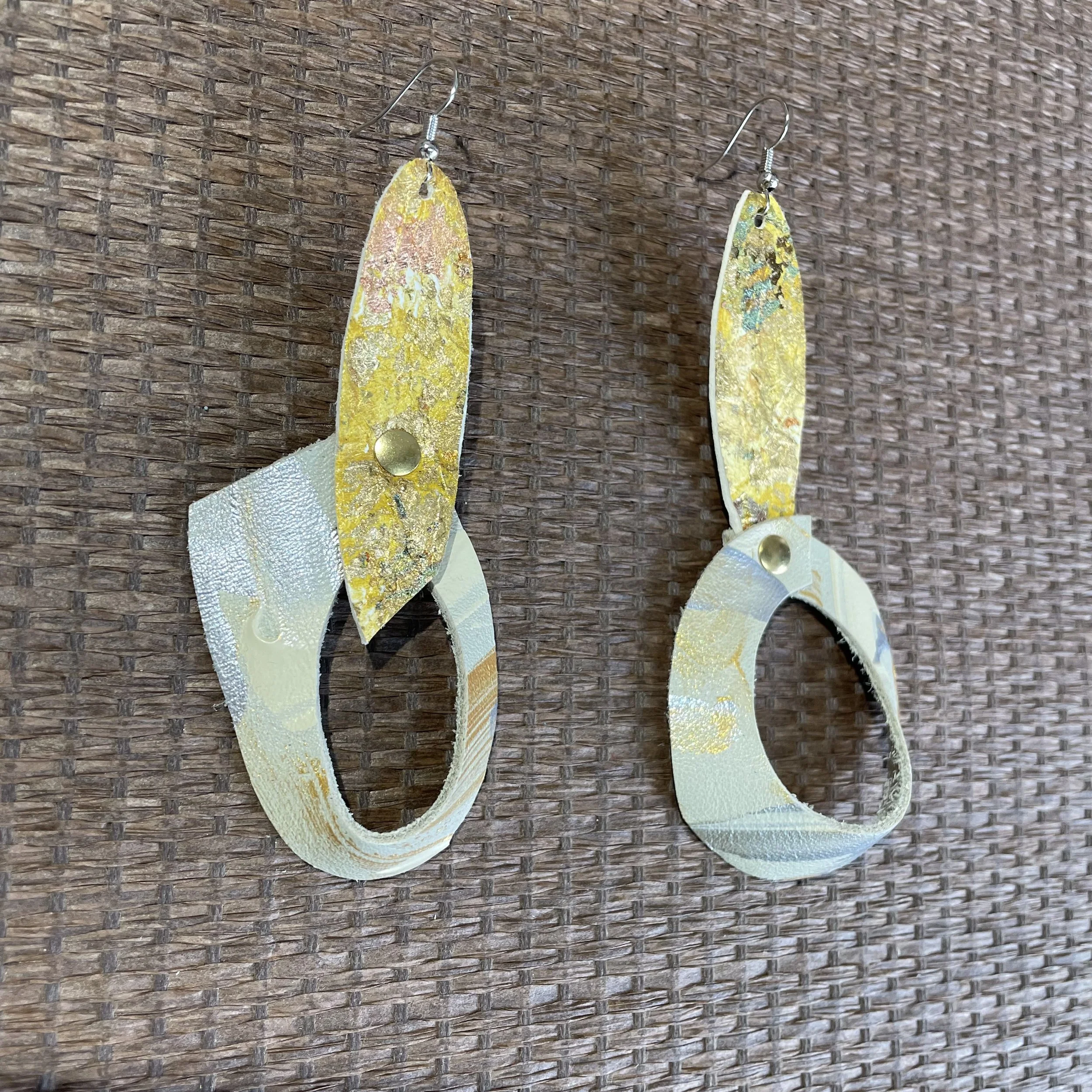 Elegant Cream and Gold Painted Earrings