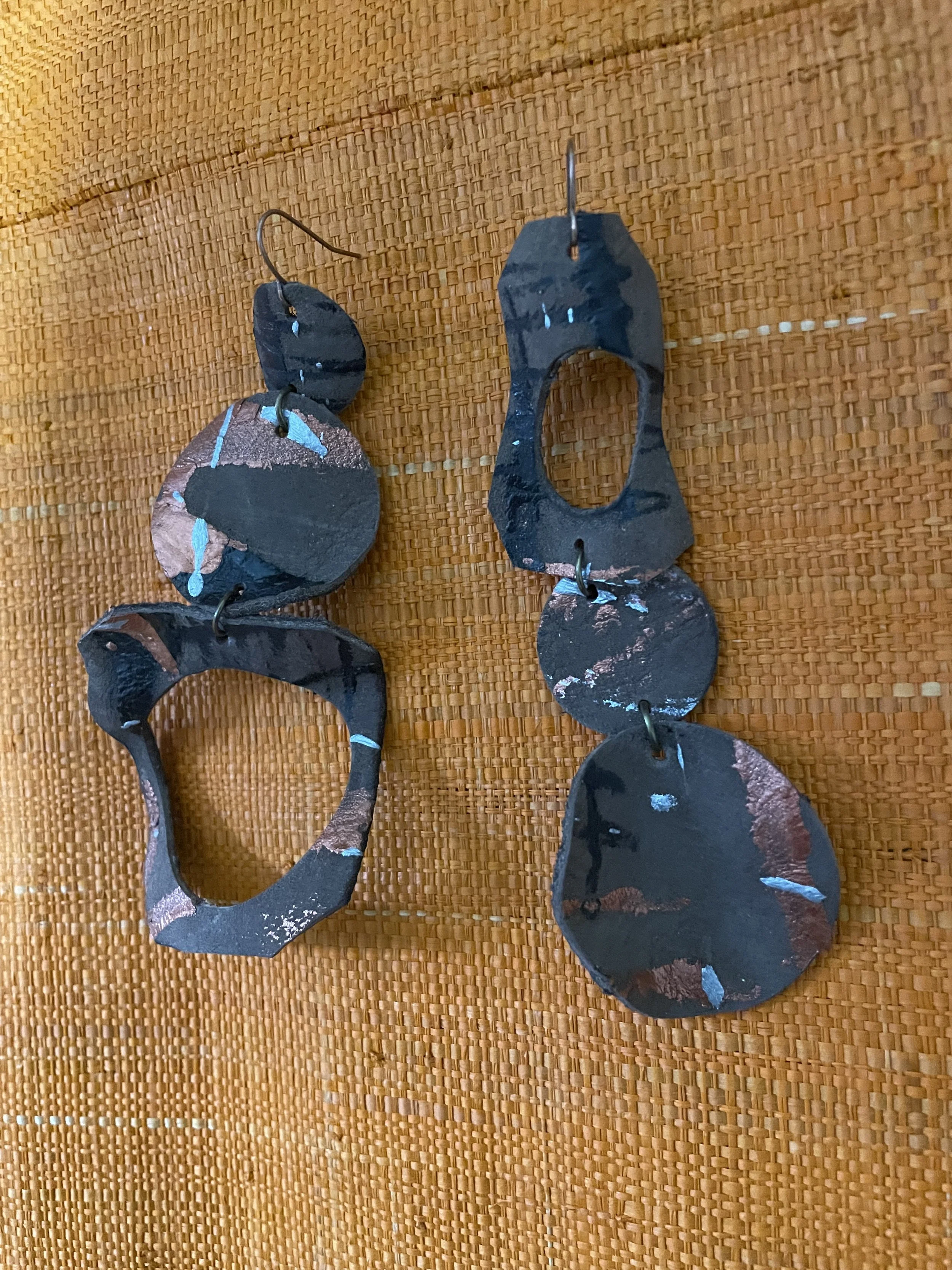 Chocolate geo shape earrings