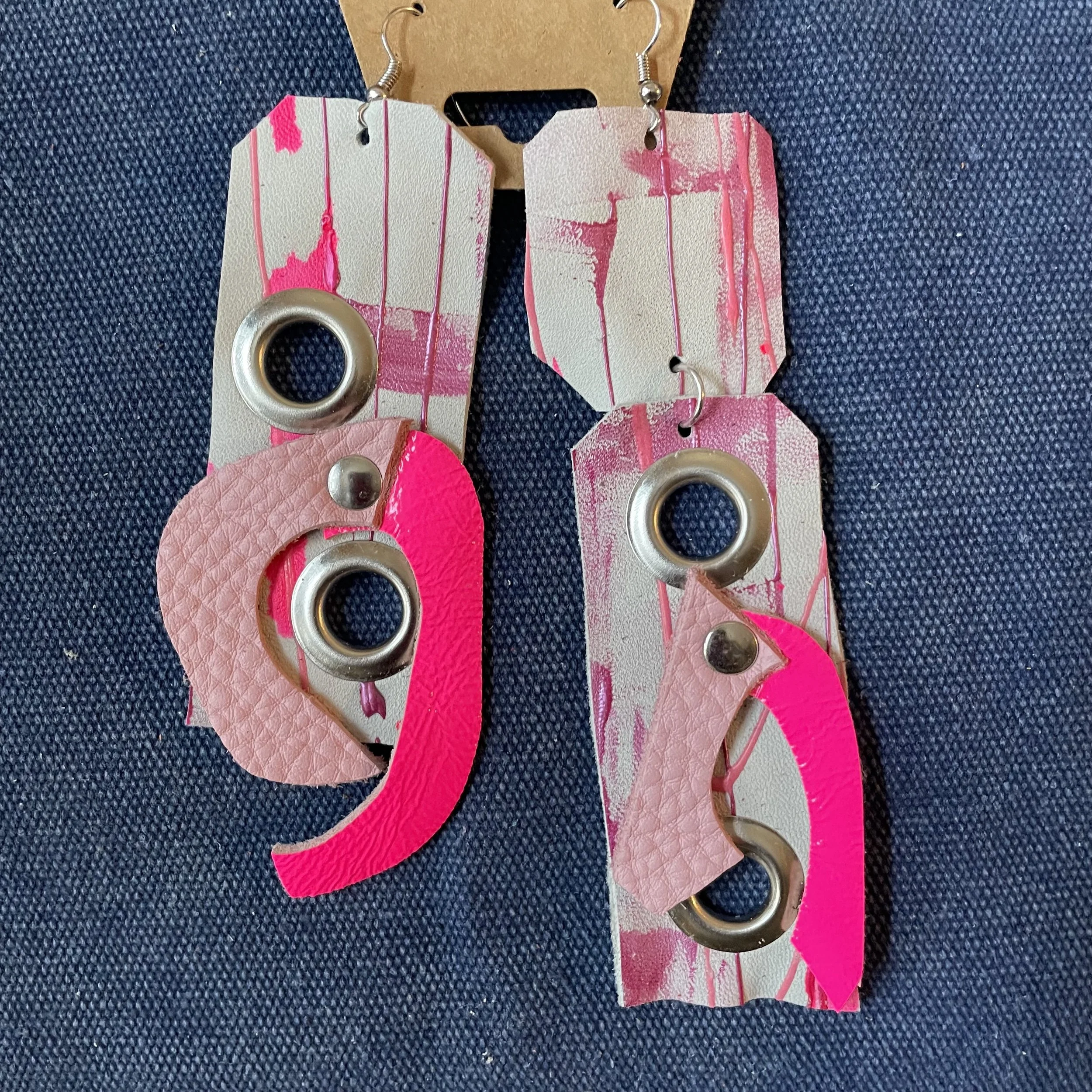 Circles in pink earrings