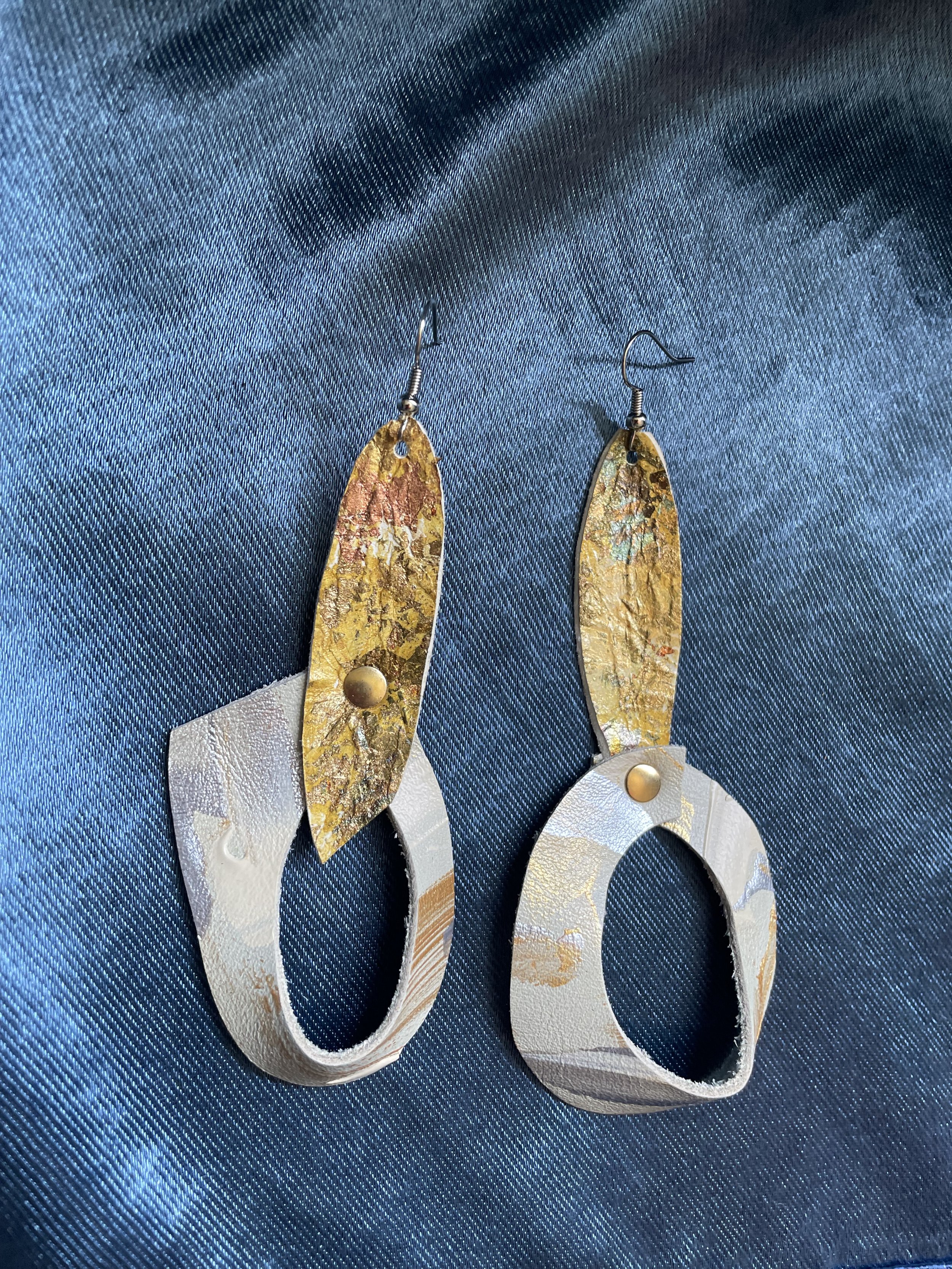 Circle Drop painted gold