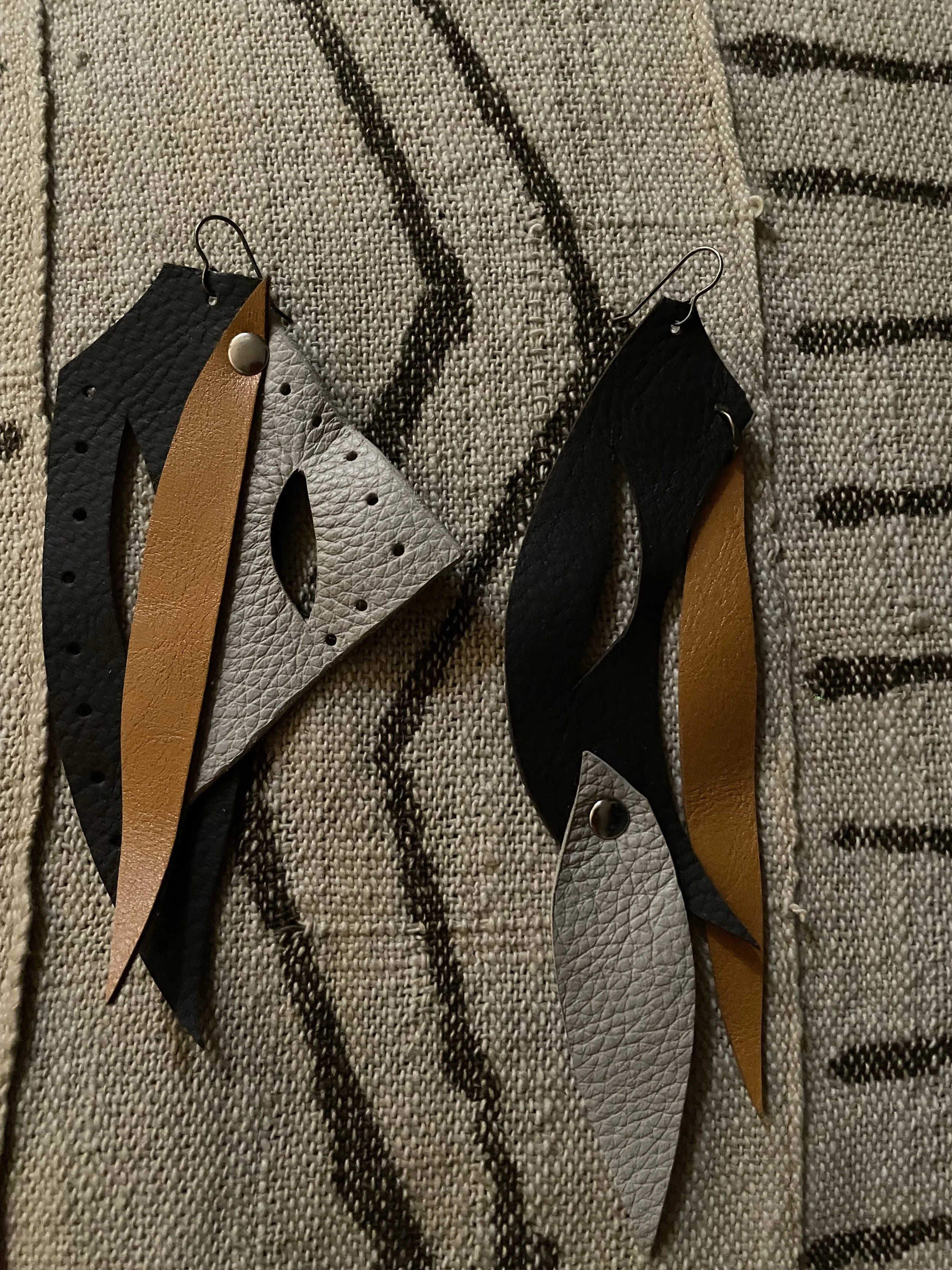 Neutral 2 Chocolate earrings
