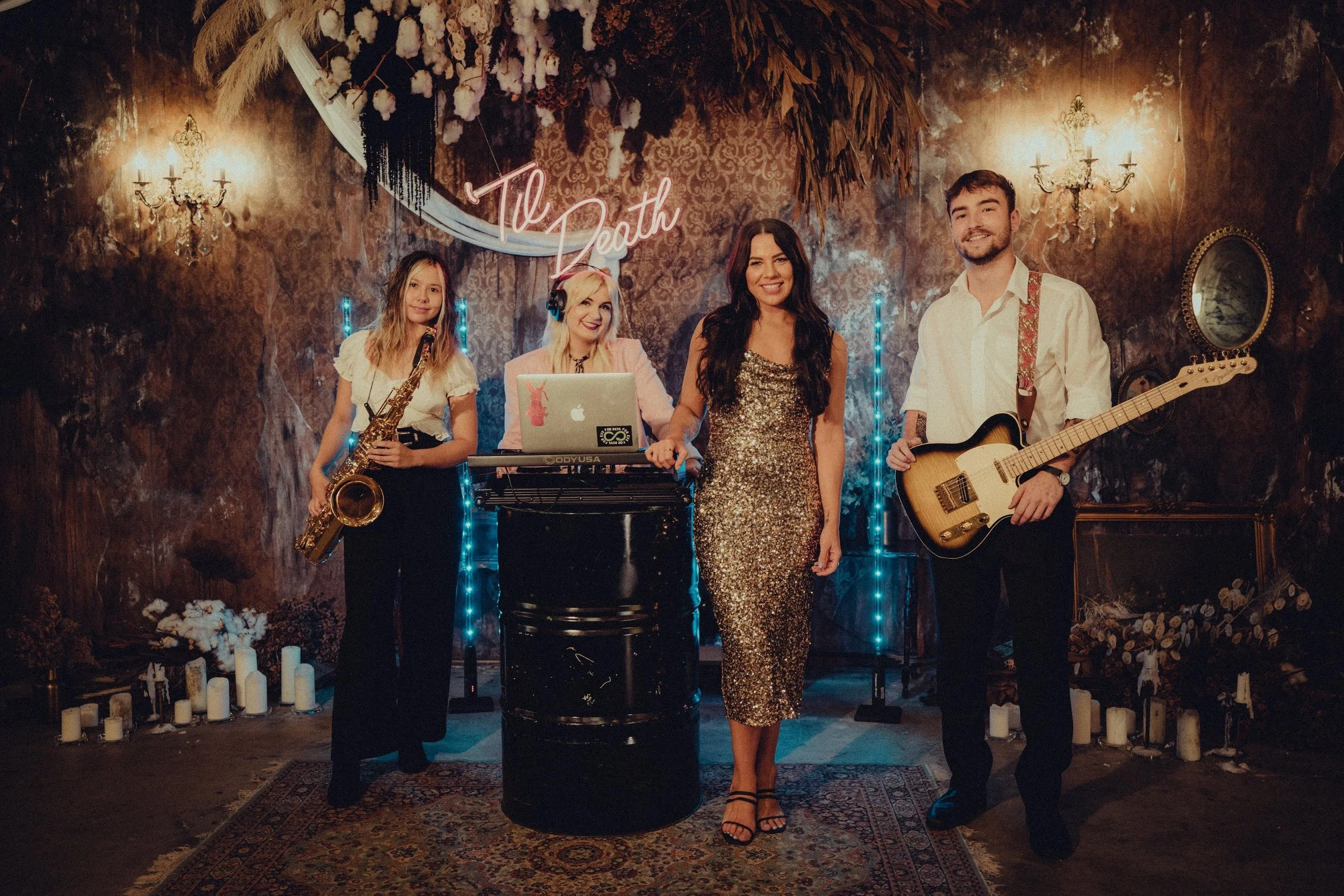 Between The Covers Between The Covers