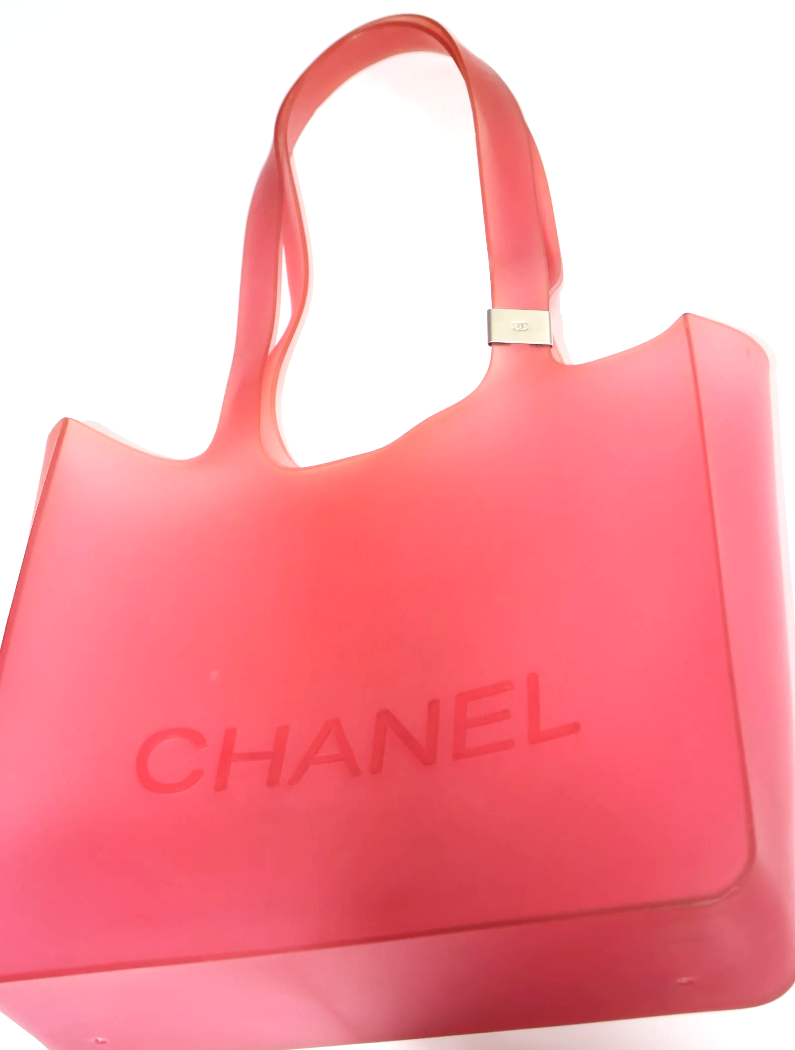 CHANEL+Jelly+Rubber+Tote+Bag_Sozo+Amour37.png