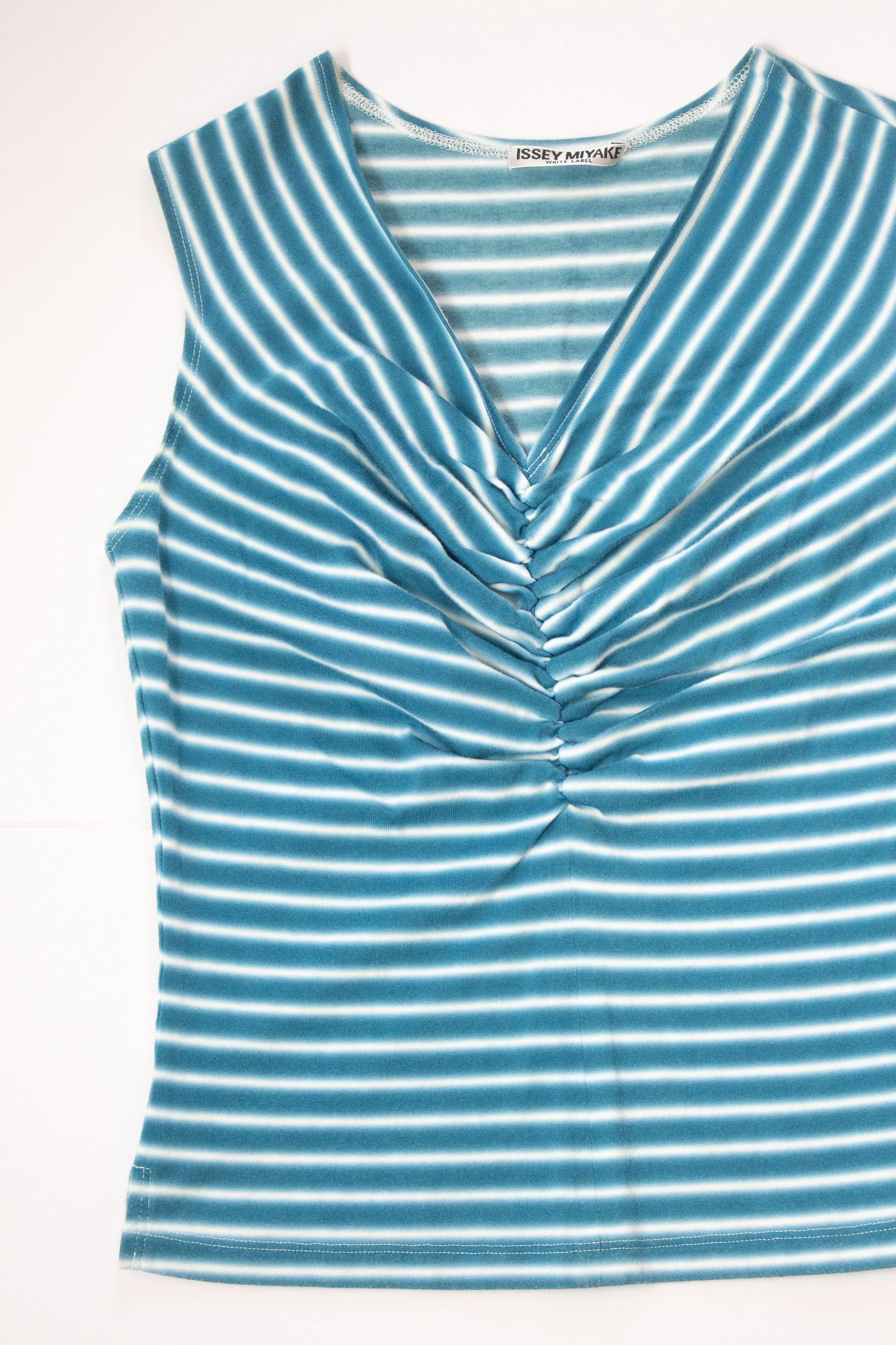 _ISSEY MIYAKE WHITE LABEL Spring Summer 2004 Striped Top%0A_- Sozo Amour 2025_1.jpg