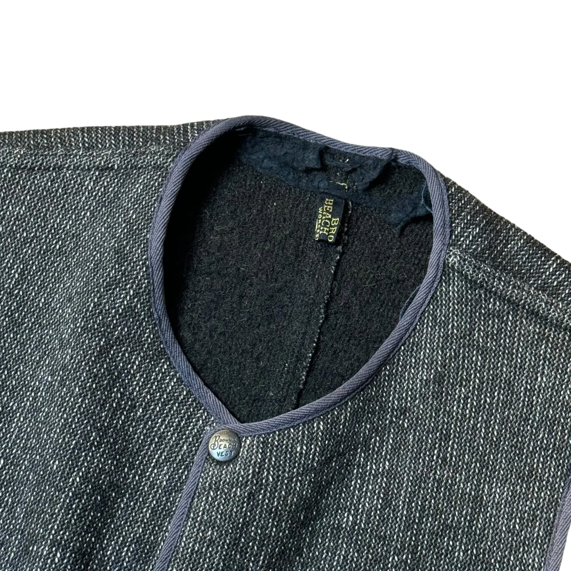 D7FA7595-D61E-4D74-9688-318D095E034F