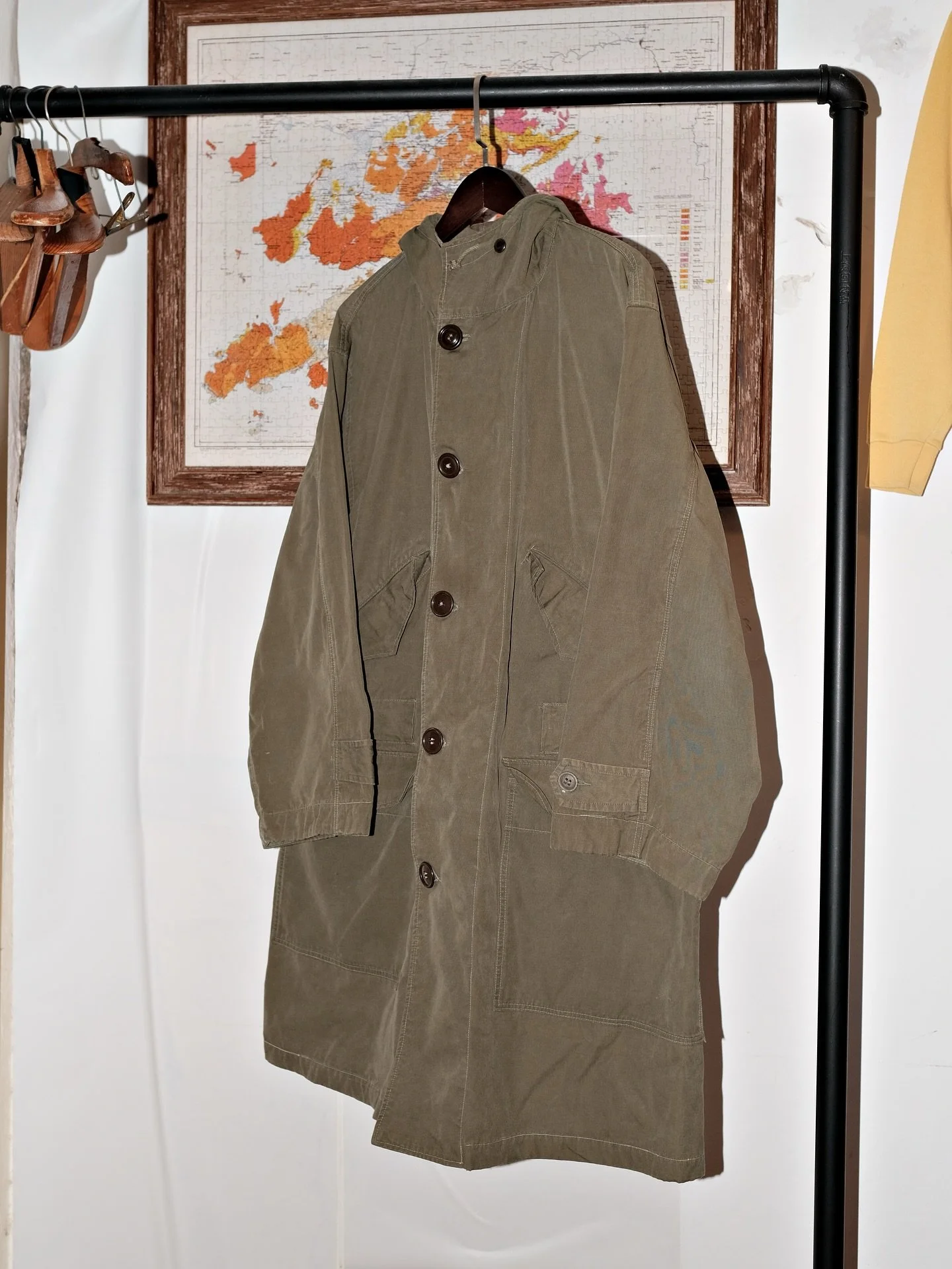 - New Arrival 

1940s US Army M47 Field Parka 

Size - Medium

2/F, 22 Yiu Wa Street, Causeway Bay, Hong Kong

www.bruincave.rocks

All available @bruin.cave