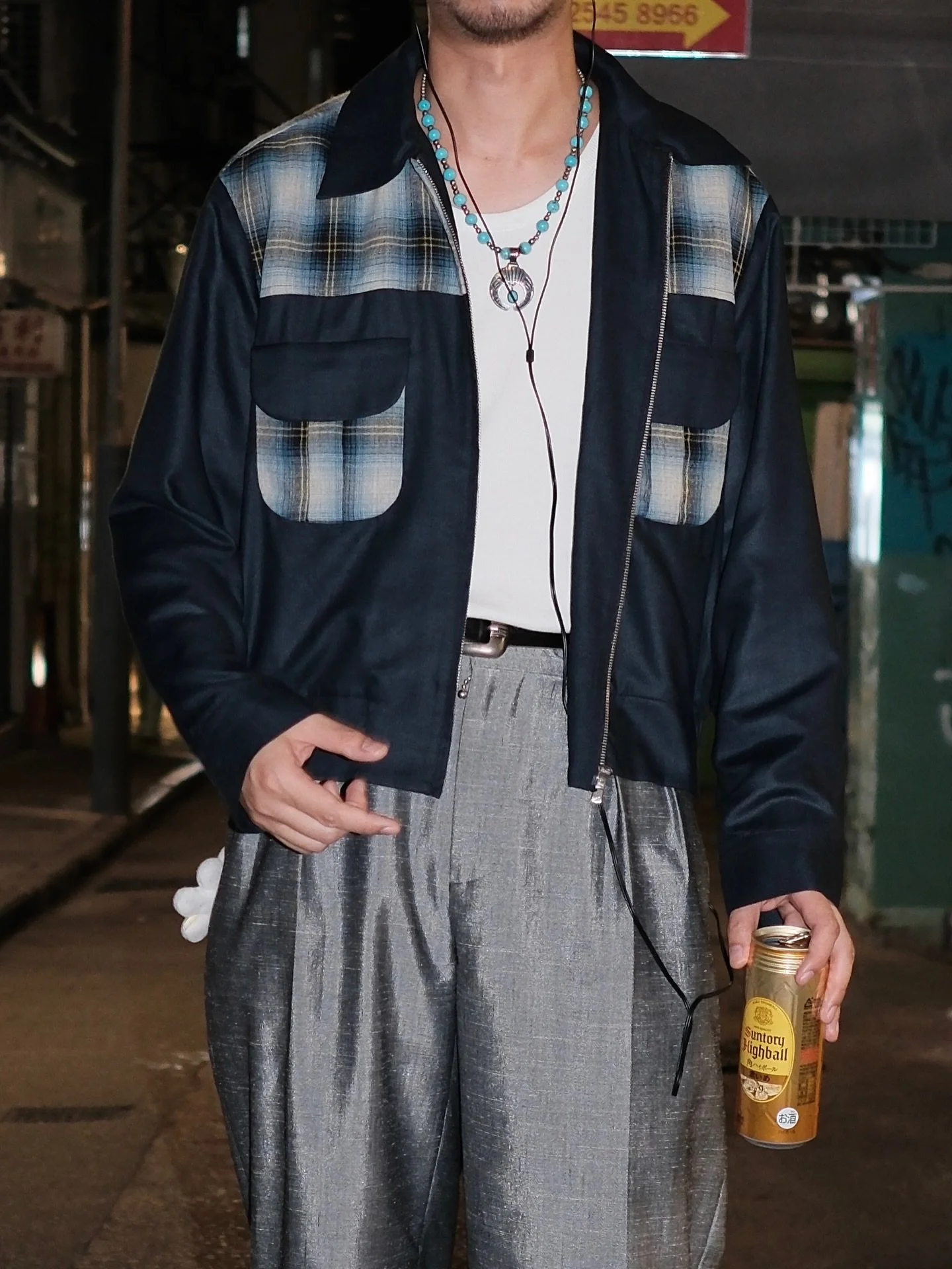 MEG.S 008 Ricky Jacket - Shadow Plaid Navy

Drawing inspiration from the 1950s classic &ldquo;I Love Lucy,&rdquo; our Ricky Jacket embodies timeless two-tone elegance.

The 008 edition features a refined short-waisted silhouette with flap chest pocke