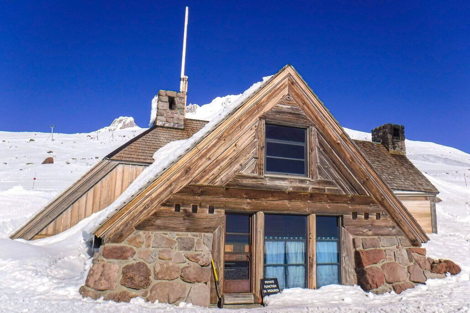 Silcox Hut, la cabaña privada de Timberline Lodge en la alta montaña. Mt Hood centro de esquí.