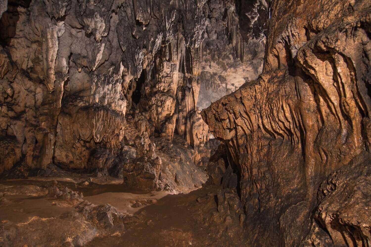 Cuevas del parque nacional Grutas de Lanquín. Turismo en Alta Verapaz. ¿Qué hacer en Lanquin?