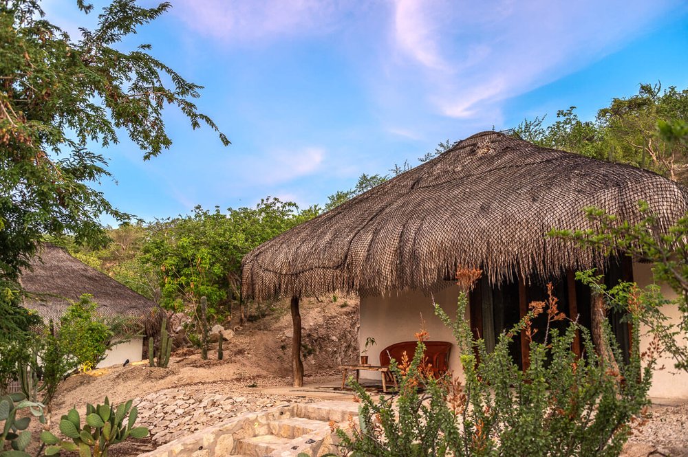Los Tamarindos ofrece hospedaje rural en cabañas en San José del Cabo.