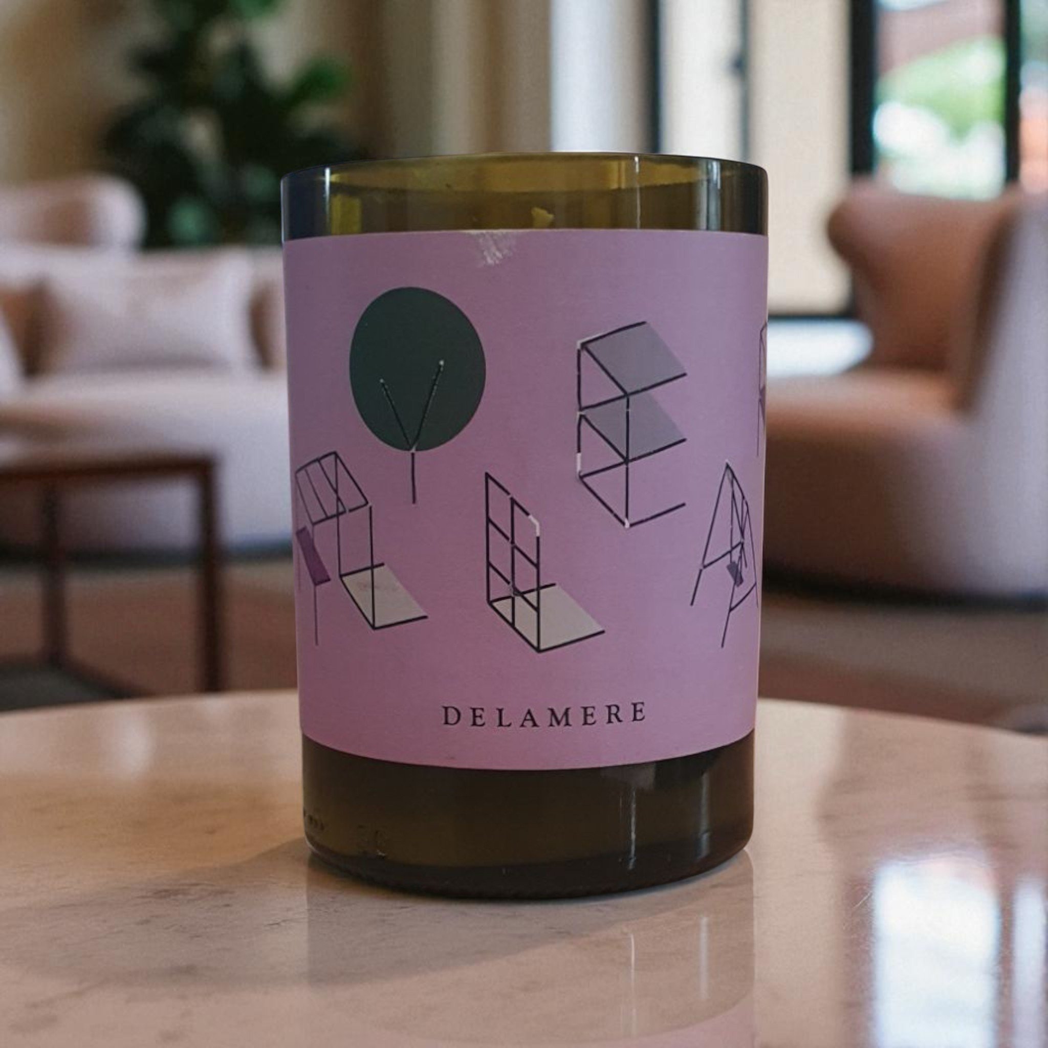 Flyleaf Pinot candle-Photoroom.jpg
