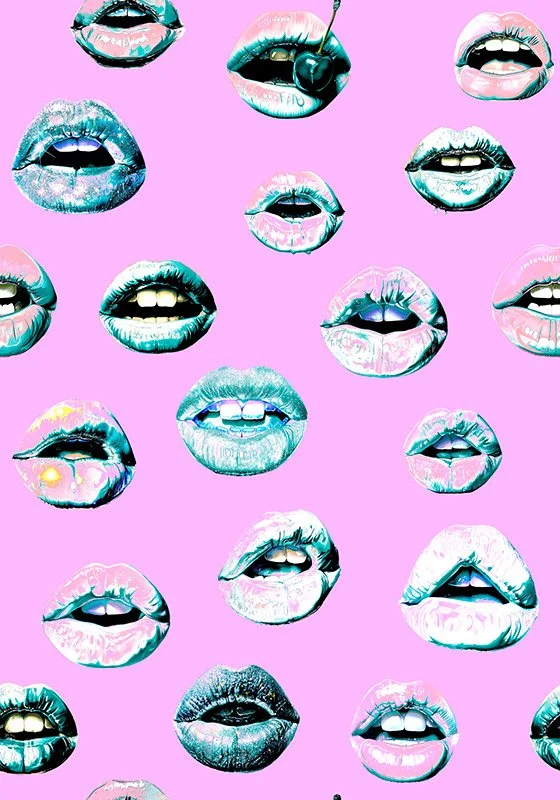 Kiss-Me-You-Fool_Neon_Pink_52cm1.jpg