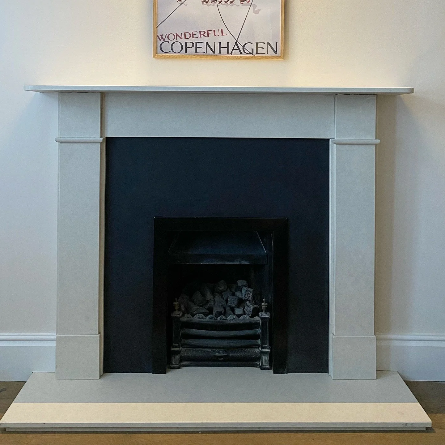 The last big bit of work that needed done in the spare room and first big bit of work for the nursery is complete ✨

#home #reno #homerenovation #fireplace #homereno