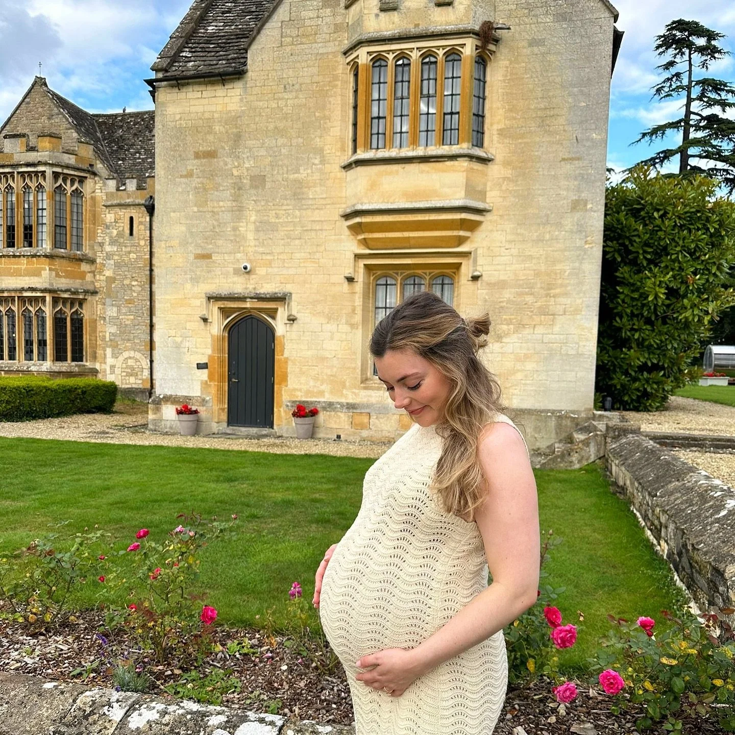 Babymoonin&rsquo; 🌙💕

#liketkt #ltkeurope #ltkmaternity 
#MaternityStyle 

@ltkeeurope @shop.ltk