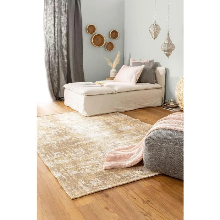 The Washable Rug - A Modern Day Hero