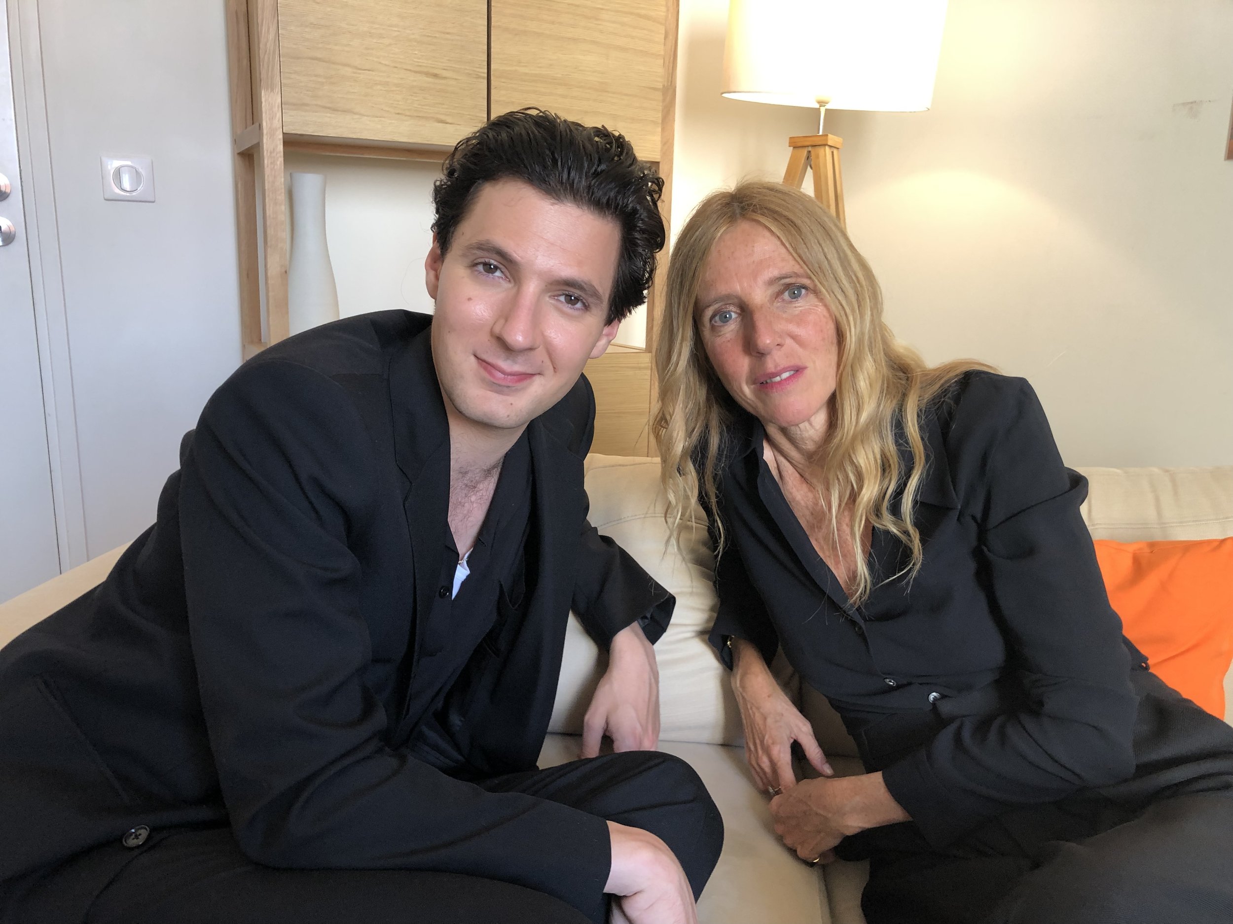 Cannes Film Festival 2022: Interview of Vincent Lacoste & Sandrine Kiberlain Perfume') — Film Fest Report