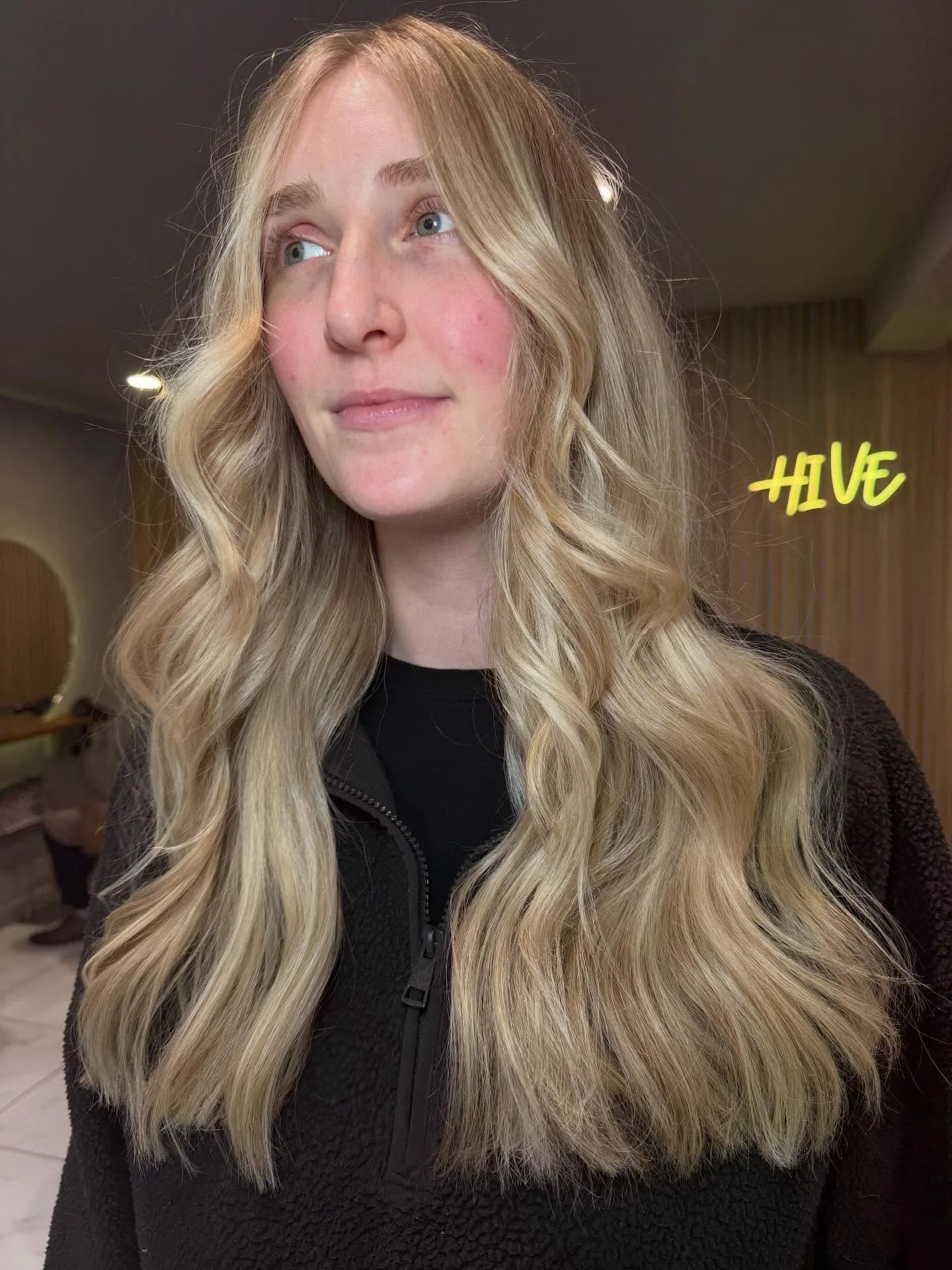 Natural sun-kissed blonde 🌞