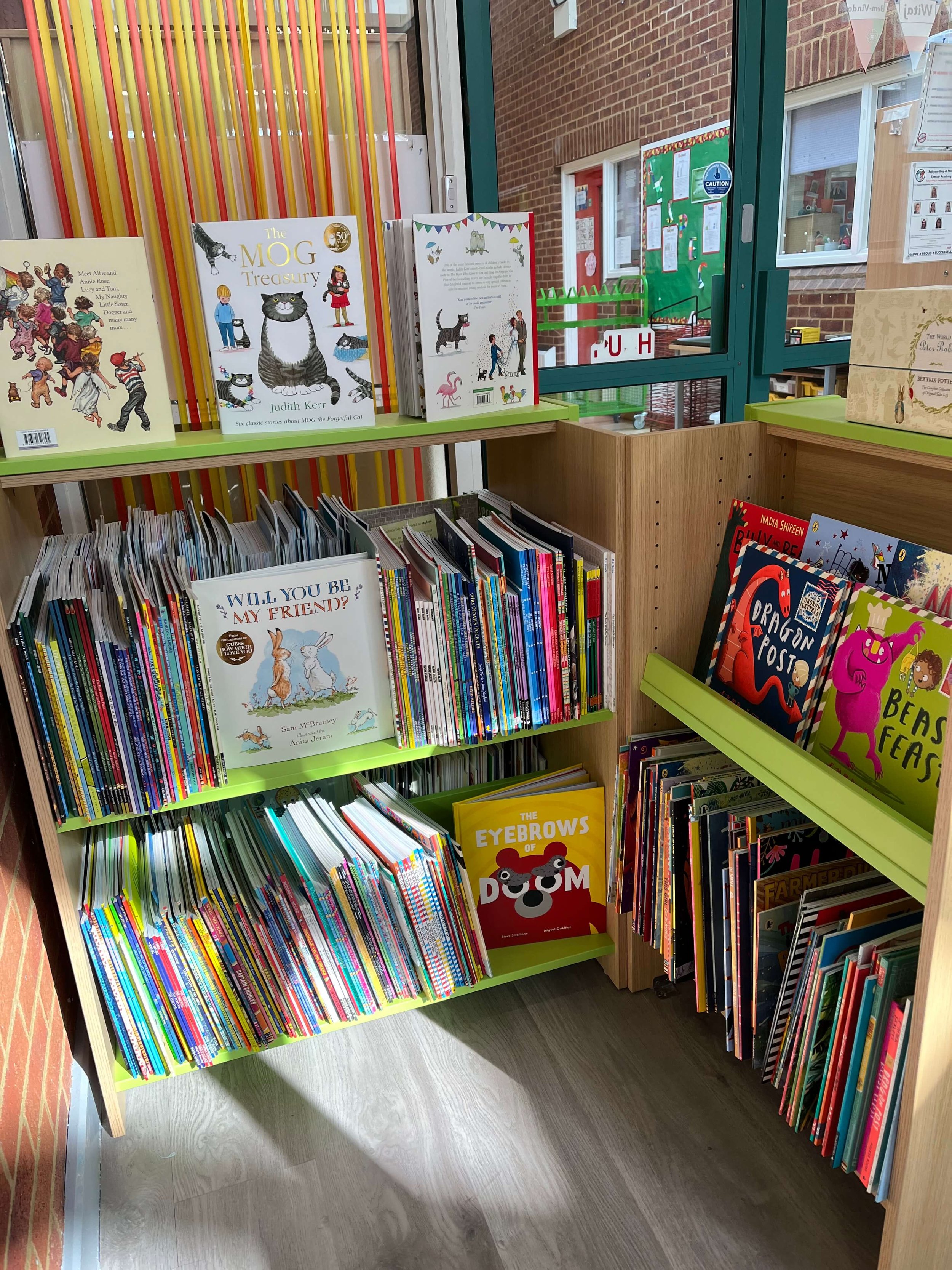 Picture books organised alphabetically for EYFS in their dedicated new school library. High quality, modern and diverse books provided at competitive prices by Chestnut Books. 