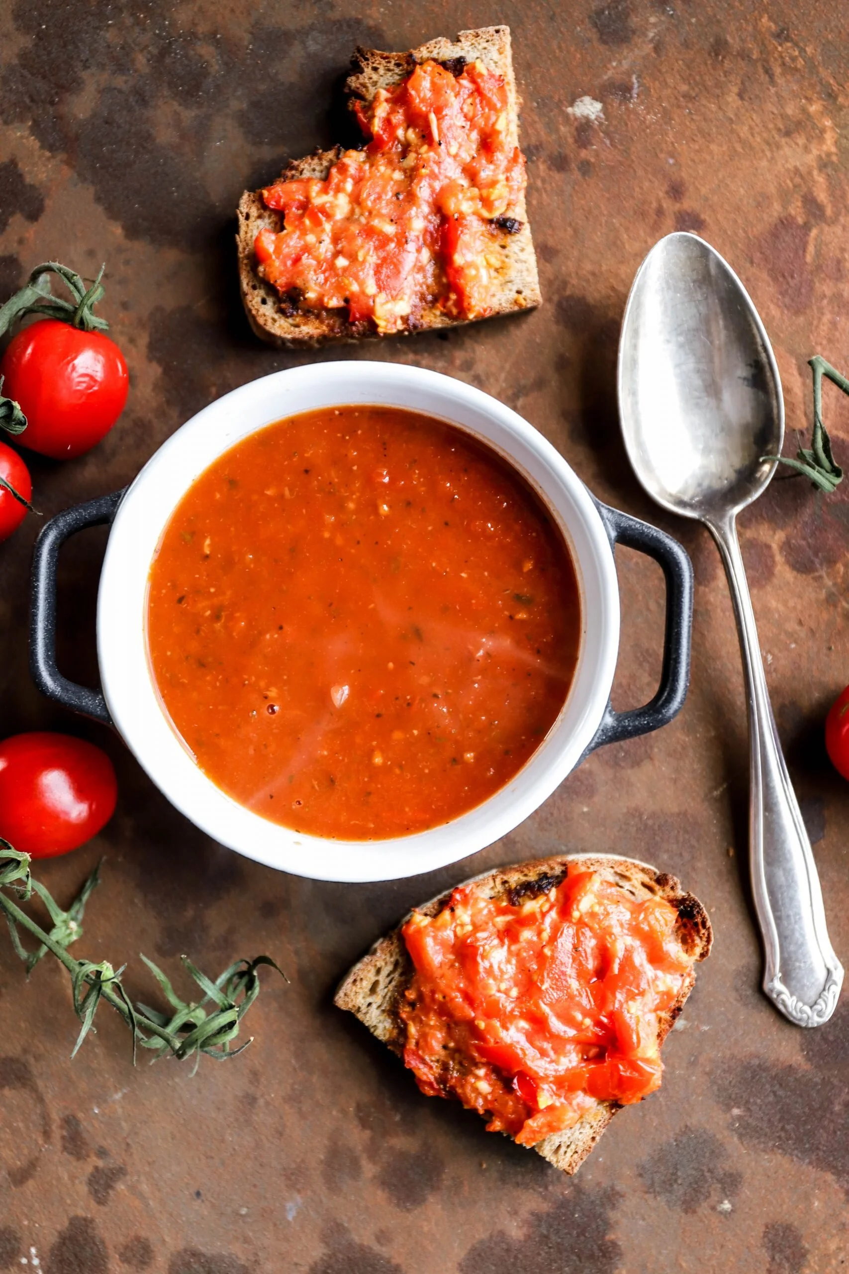 Rustic Tomato Soup with Garlicky Bread 