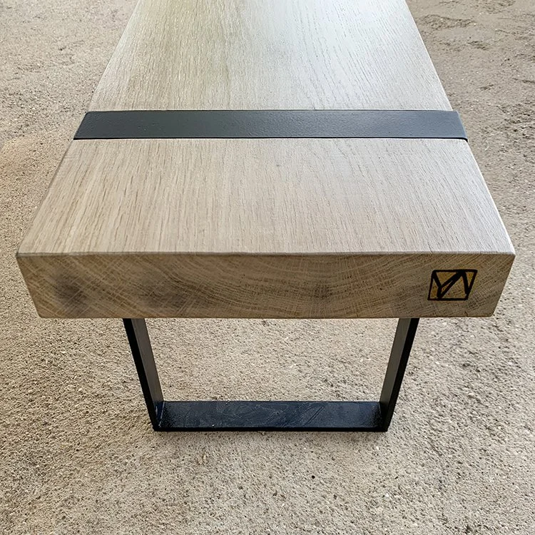 TABLE_CHARLIE_3.jpg