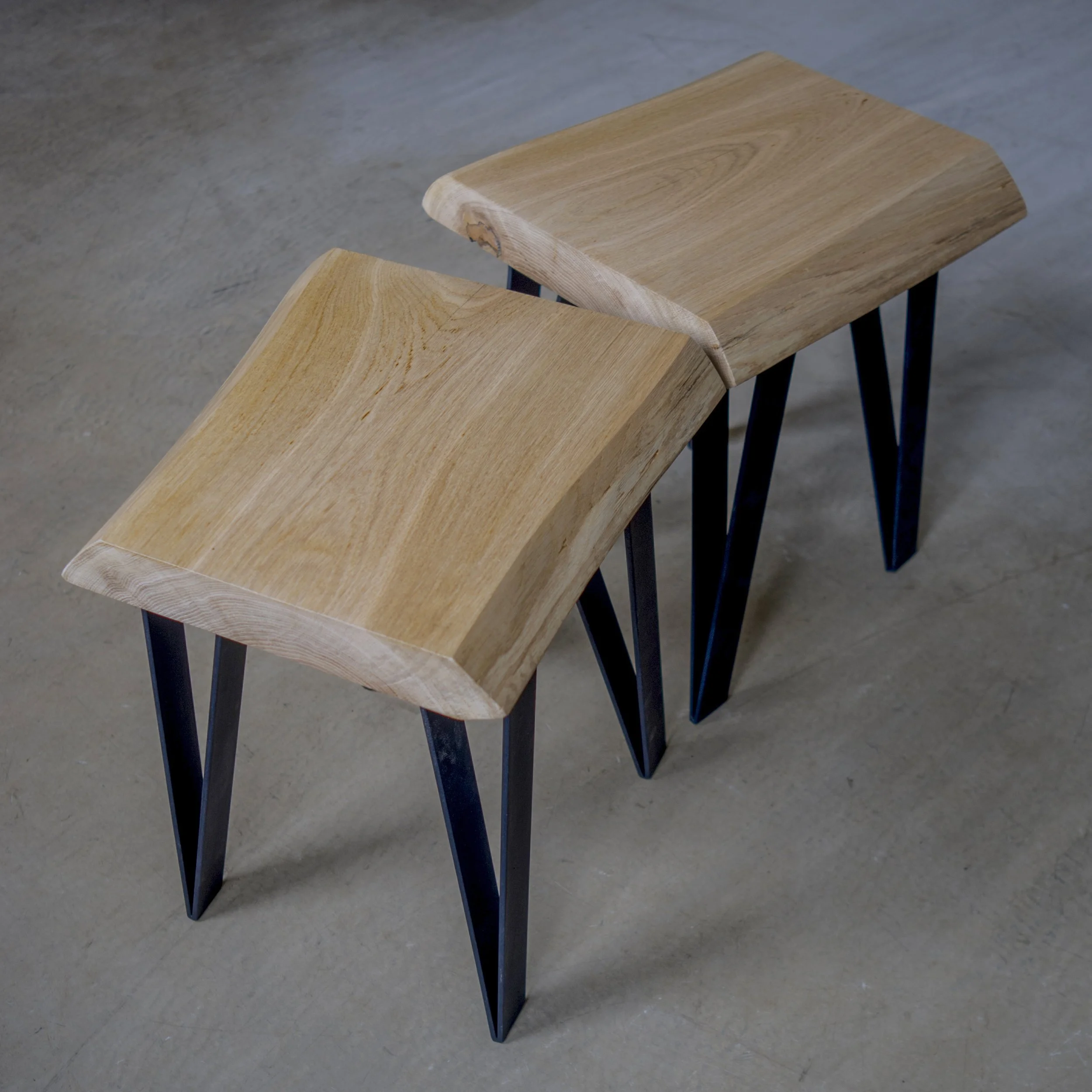 tabouret-colette-chene-massif-02.jpg
