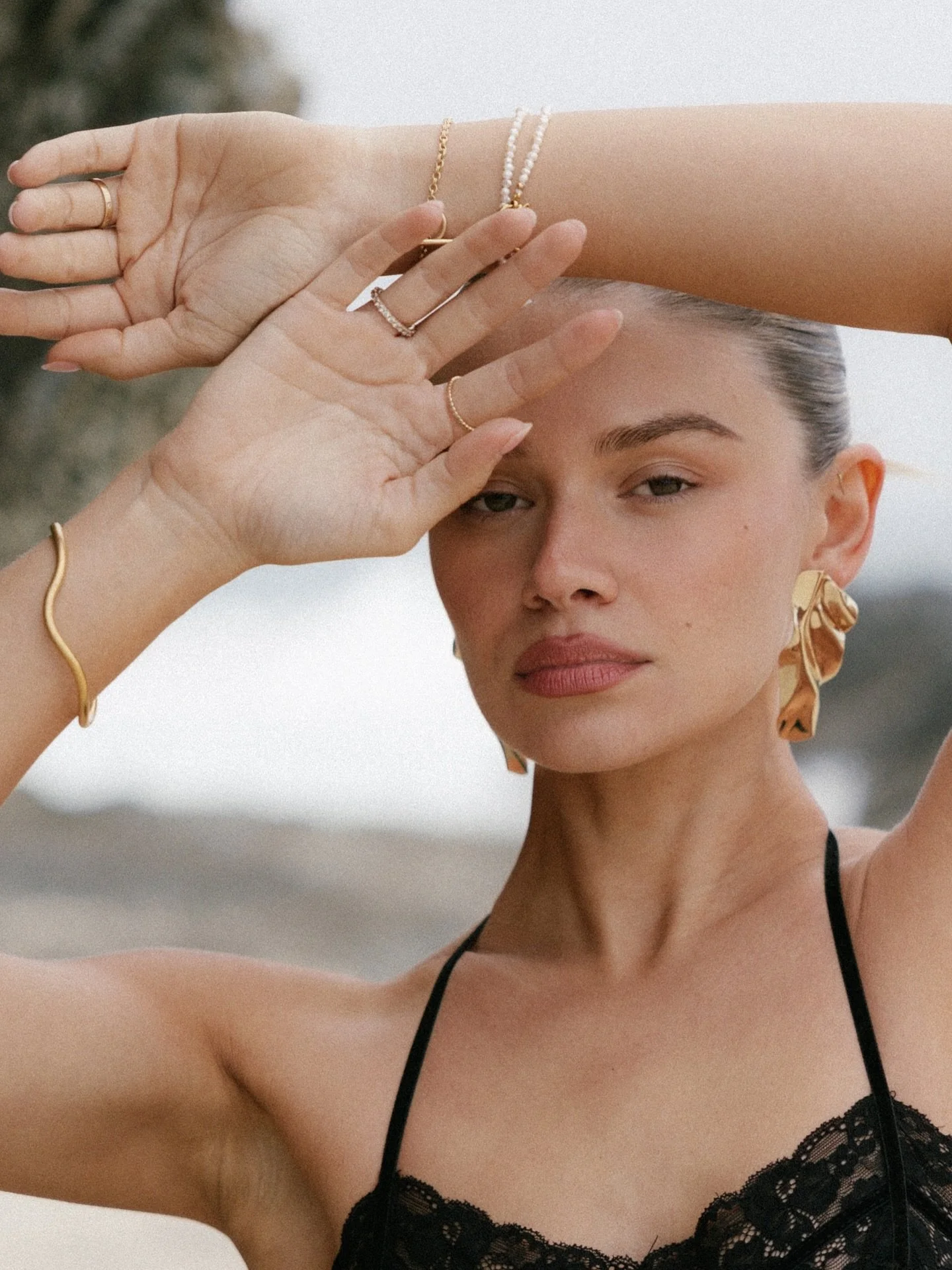 soft tones &amp; warm lighting 🤍