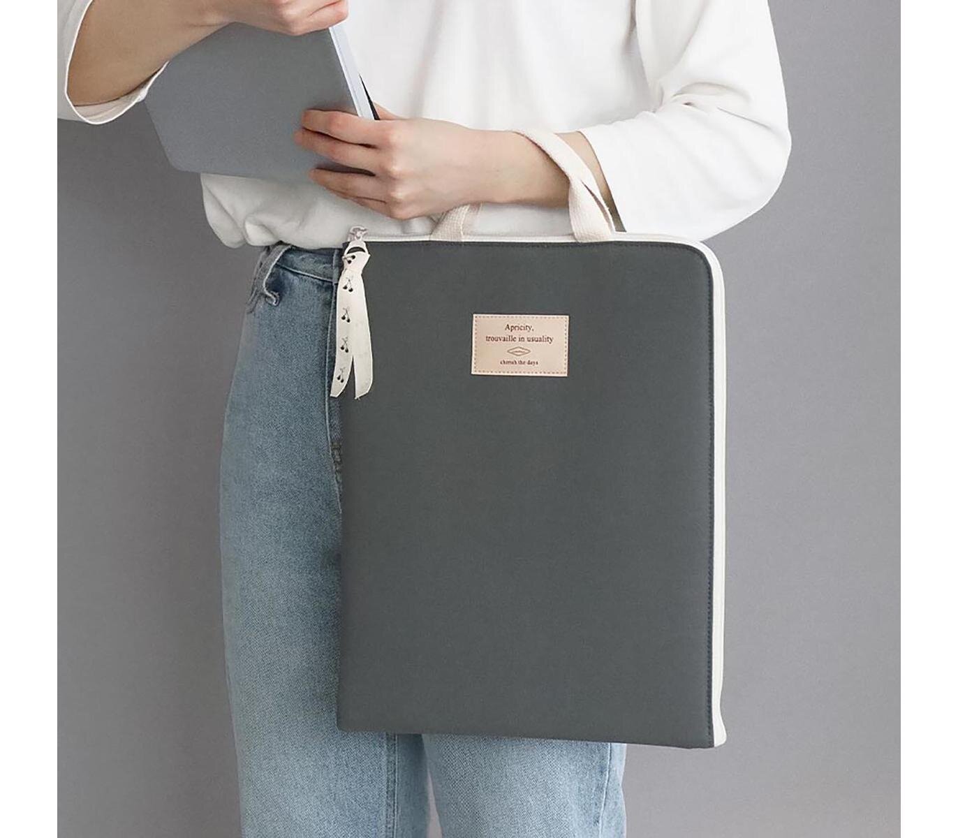 cottony-a4-laptop-pouch-13-inch-03-charcoal1.jpeg