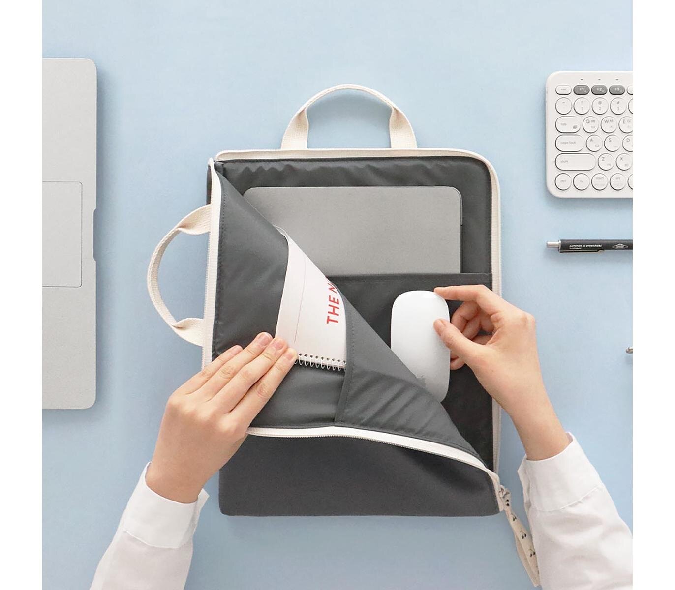 cottony-a4-laptop-pouch-13-inch-04-beige3.jpeg