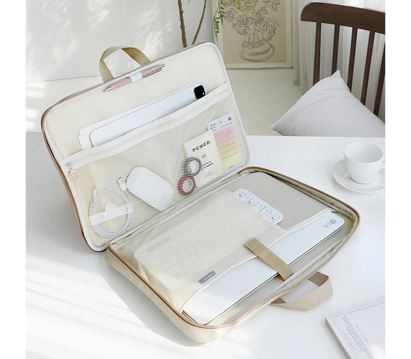Iconic Multi pocket laptop pouch 13