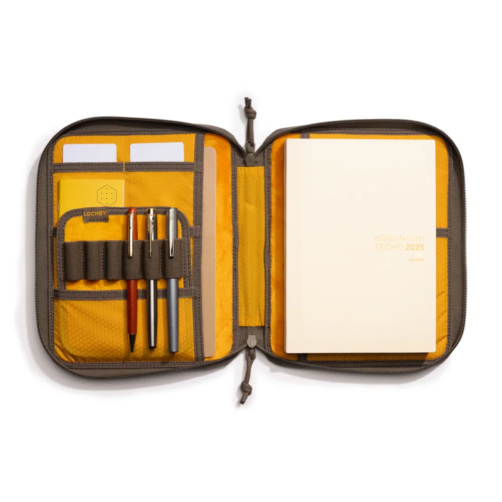 Daily-folio-a5-shopify-listing-open.webp