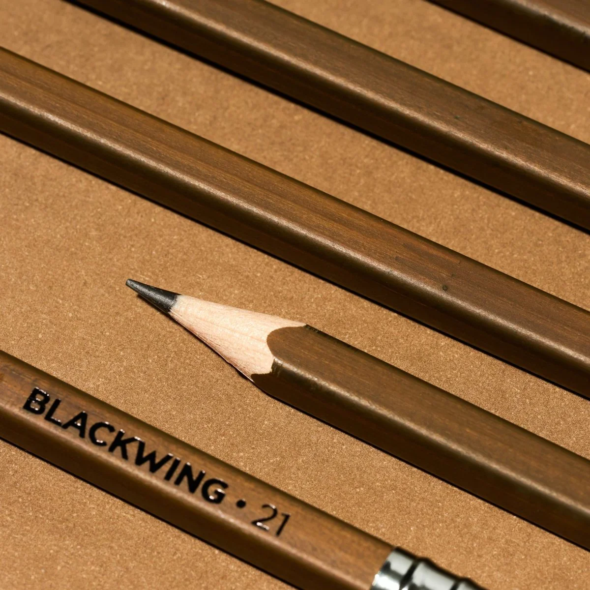 Blackwing_Vol_21_Woodworking-27.webp