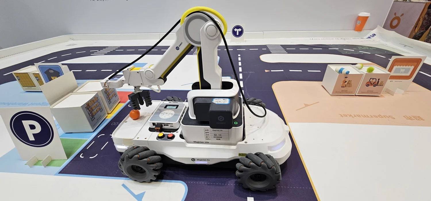 BETT 2023 w Londynie: szukamy najlepszych rozwiązań dla STEAM EDUkacji