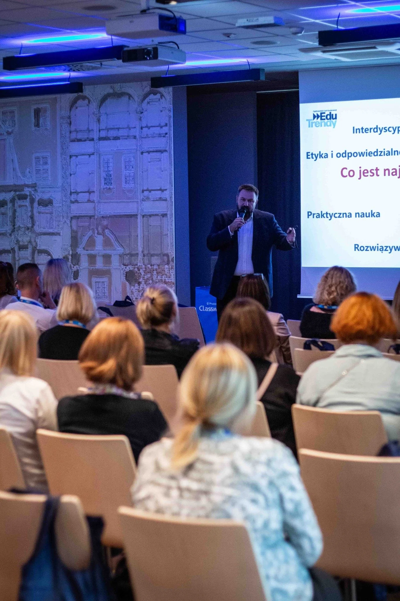 EduTrendy’23: patronat merytoryczny i prelekcje w cyklu konferencji