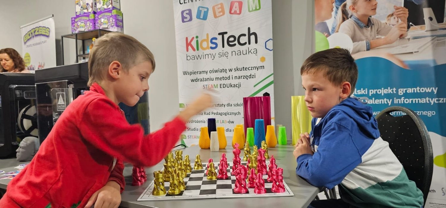 Bydgoszcz: Finał Europejskiego Tygodnia Kodowania i Szachowe Grand Prix OSE