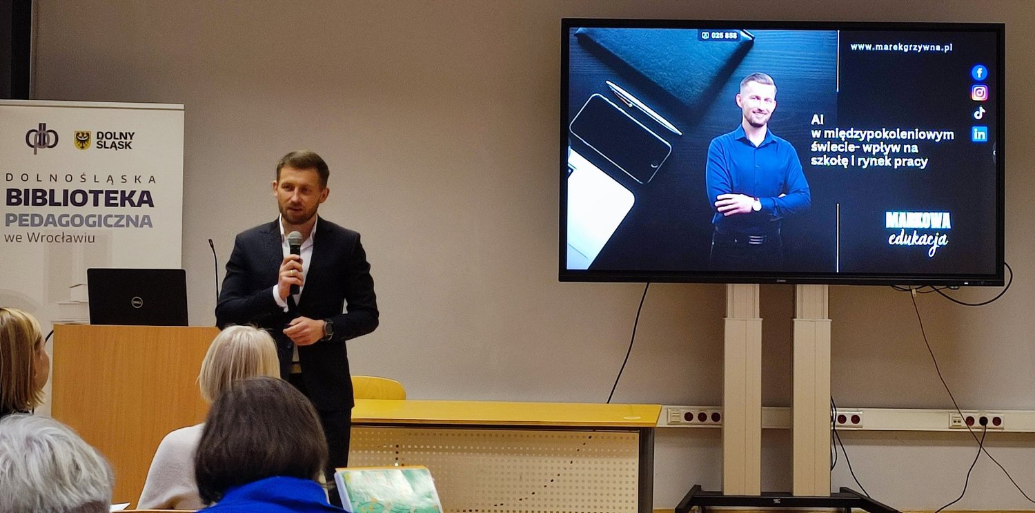 Wrocław: jak wdrażać projekty STEAM — konferencja „(R)ewolucja w technologii a edukacja”